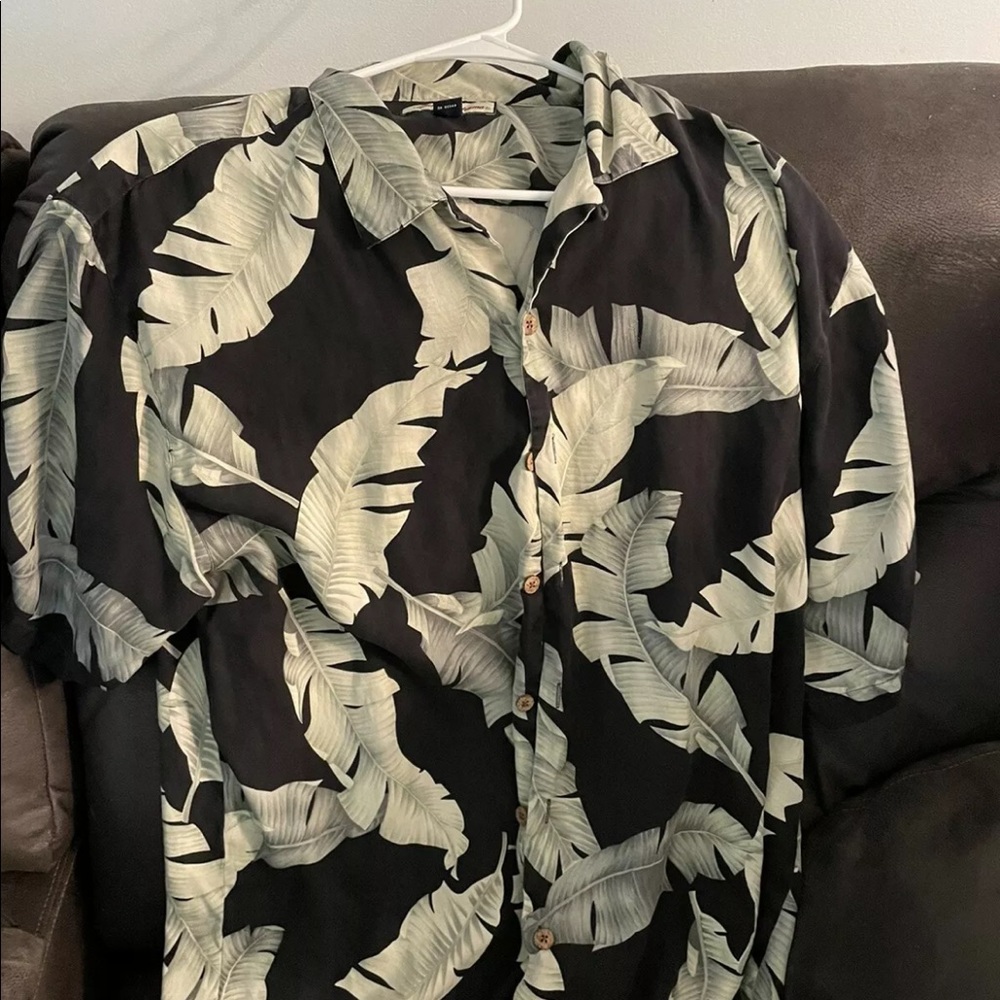 Tommy Bahama Men’s Silk Hawaiian Shirt XL black gr